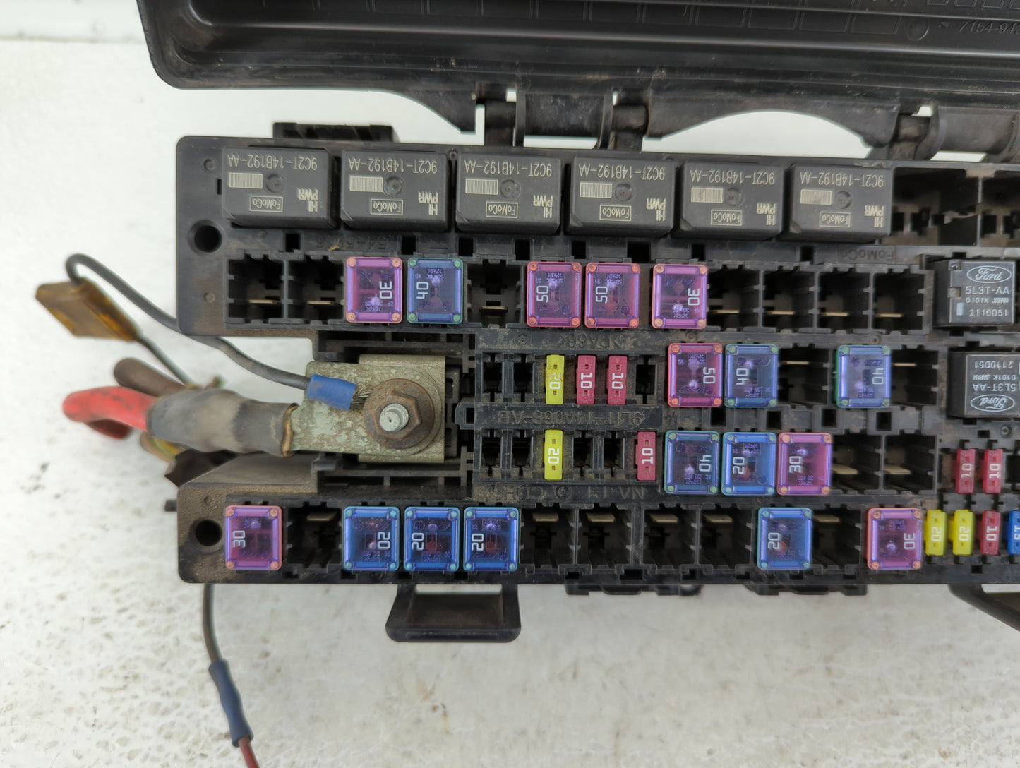 2010 Mercedes-Benz E350 Fusebox Fuse Box Panel Relay Module P/N:9L1T-14A003-AA Fits OEM Used Auto Parts - Oemusedautoparts1.