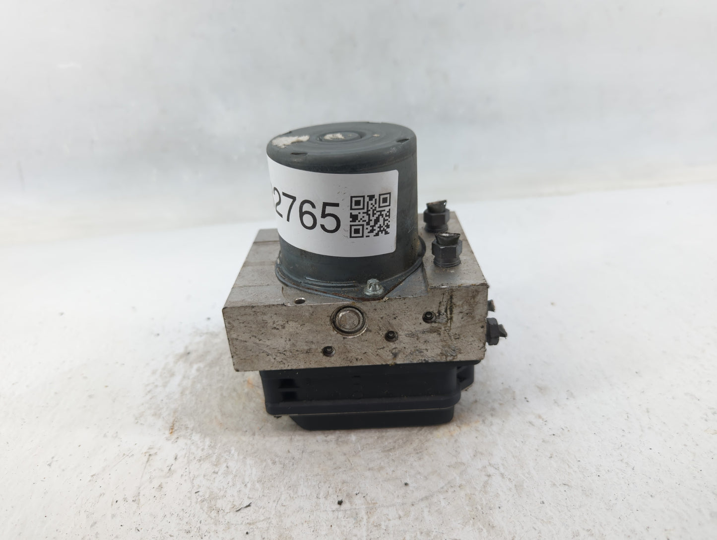 2010 Mercedes-Benz E350 ABS Pump Control Module Replacement P/N:A212 431 20 12 0 265 236 239 Fits OEM Used Auto Parts - Oemu