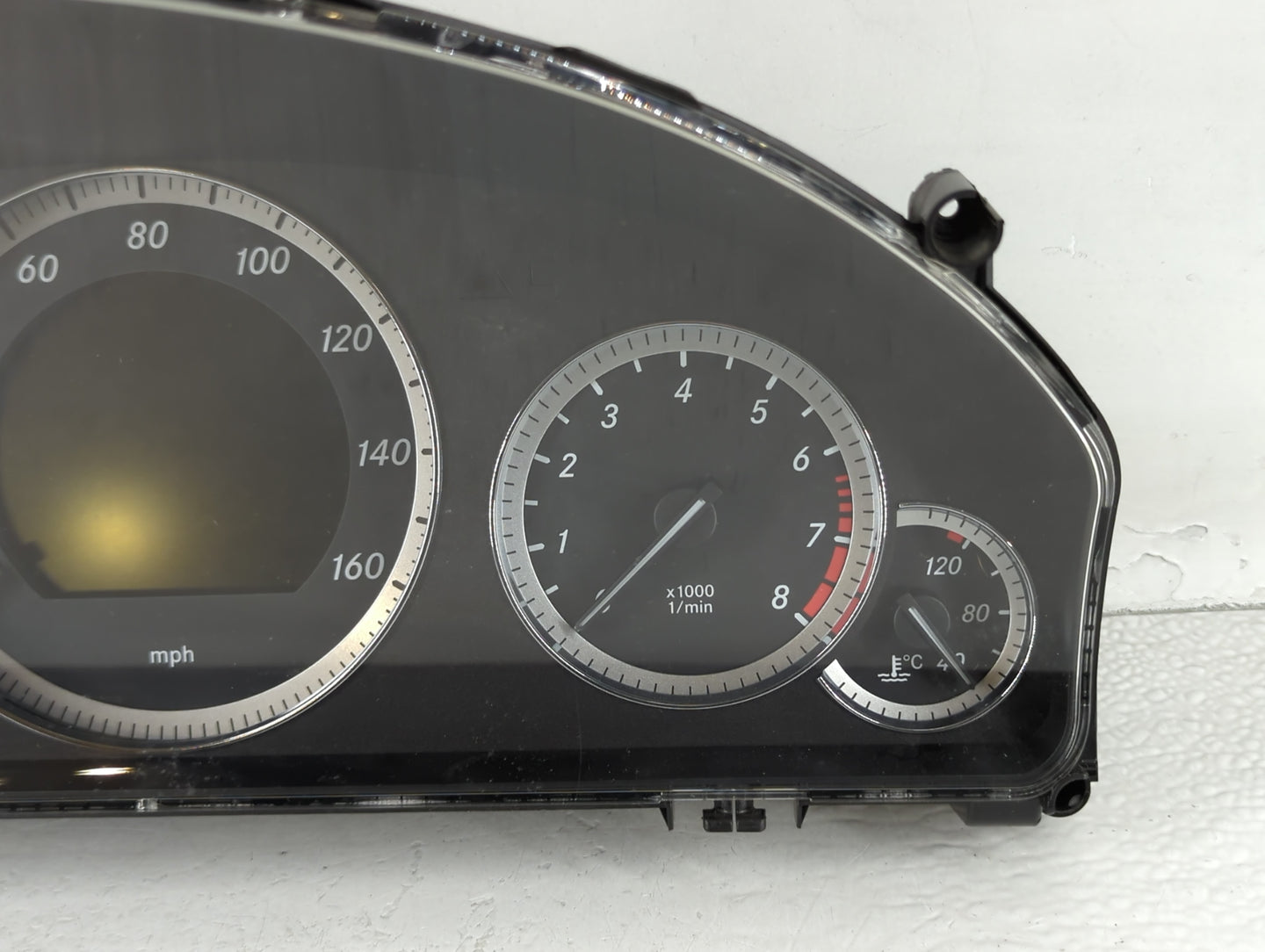2010 Mercedes-Benz E350 Instrument Cluster Speedometer Gauges P/N:A212 900 42 04 Fits OEM Used Auto Parts - Oemusedautoparts