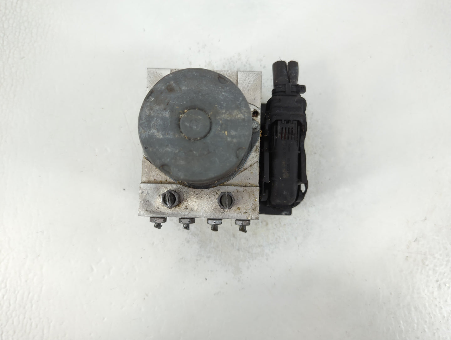 2010 Mercedes-Benz E350 ABS Pump Control Module Replacement P/N:0 265 236 310 Fits OEM Used Auto Parts - Oemusedautoparts1.c