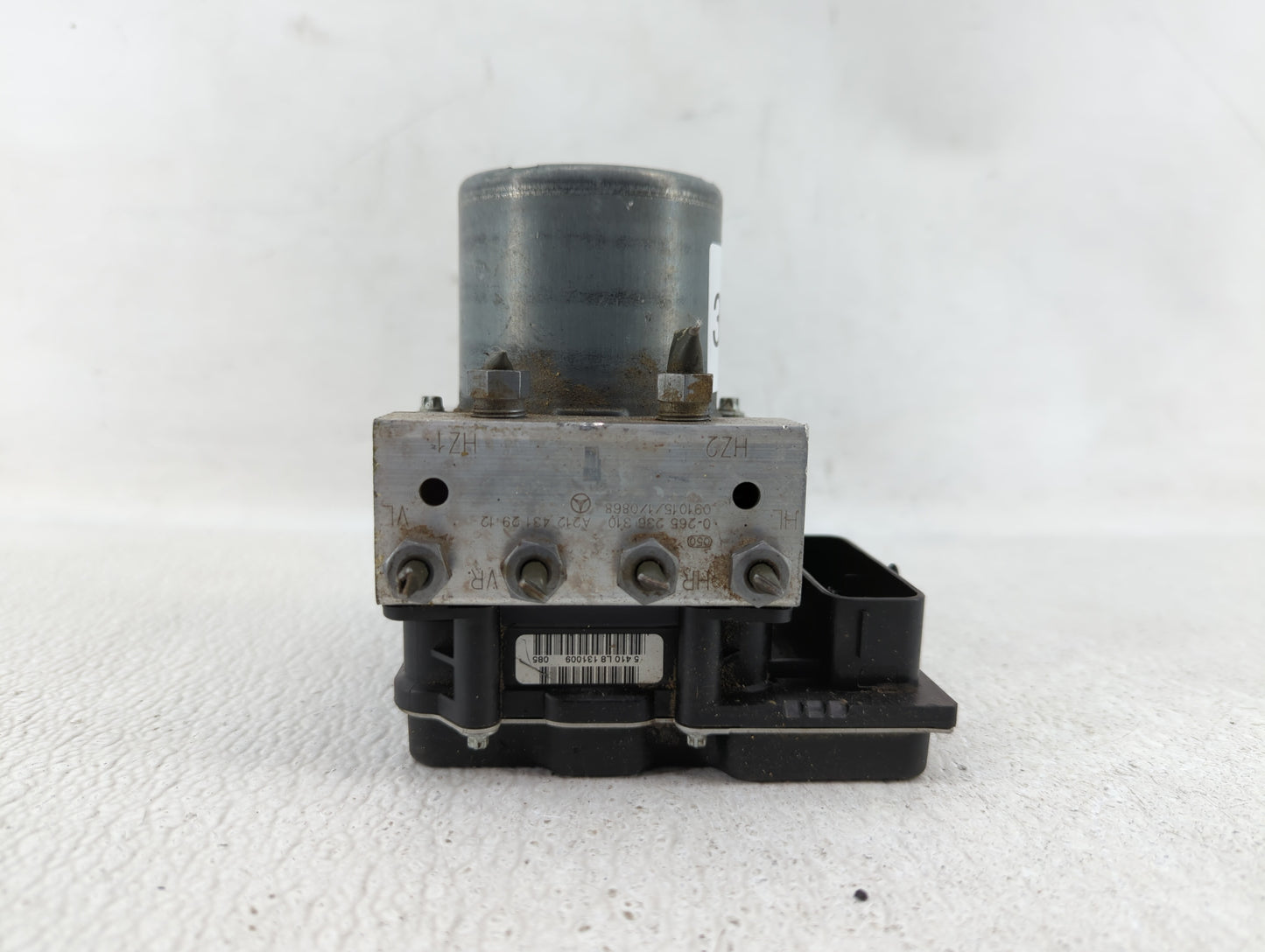 2010 Mercedes-Benz E550 ABS Pump Control Module Replacement Fits OEM Used Auto Parts - Oemusedautoparts1.com