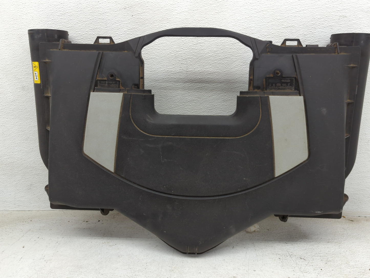 2010 Mercedes-benz Gl450 Air Cleaner Intake-duct Hose Tube - Oemusedautoparts1.com