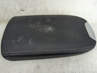 2010 Mercedes-Benz Gl550 Center Console Armrest Cover Lid Fits OEM Used Auto Parts - Oemusedautoparts1.com