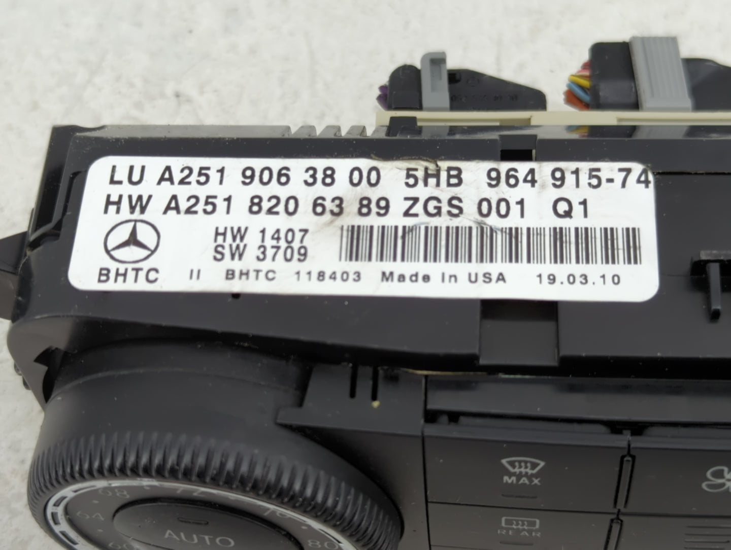2010-2012 Mercedes-Benz Gl550 Climate Control Module Temperature AC/Heater Replacement P/N:A251 906 38 00 Fits OEM Used Auto
