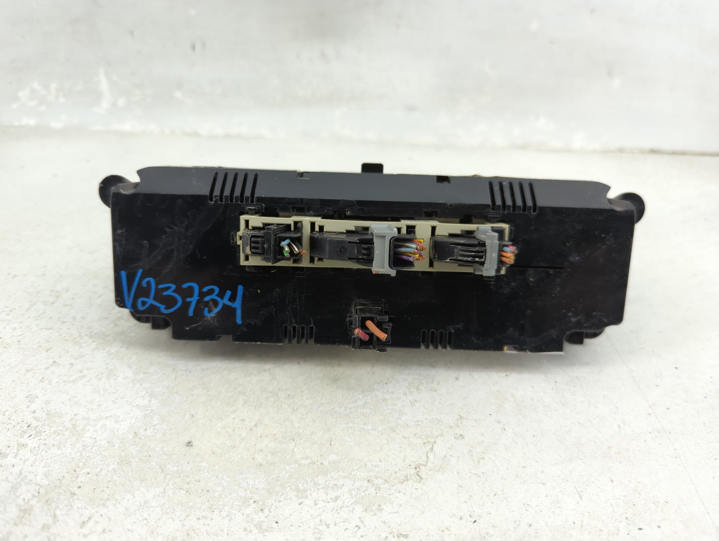 2010-2012 Mercedes-Benz Gl550 Climate Control Module Temperature AC/Heater Replacement P/N:A251 906 38 00 Fits OEM Used Auto