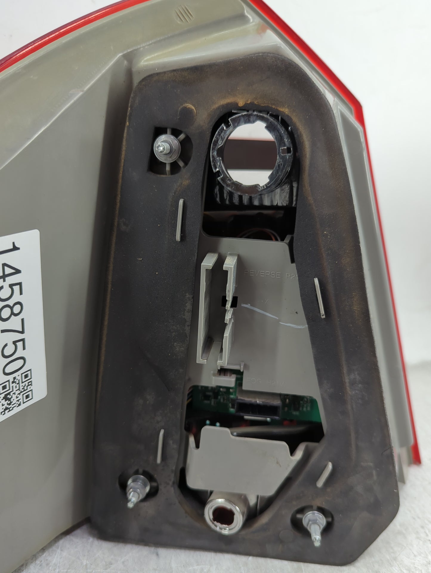 2010-2012 Mercedes-Benz Gl550 Tail Light Assembly Passenger Right OEM P/N:A 164 820 36 64 Fits Fits 2010 2011 2012 OEM Used 