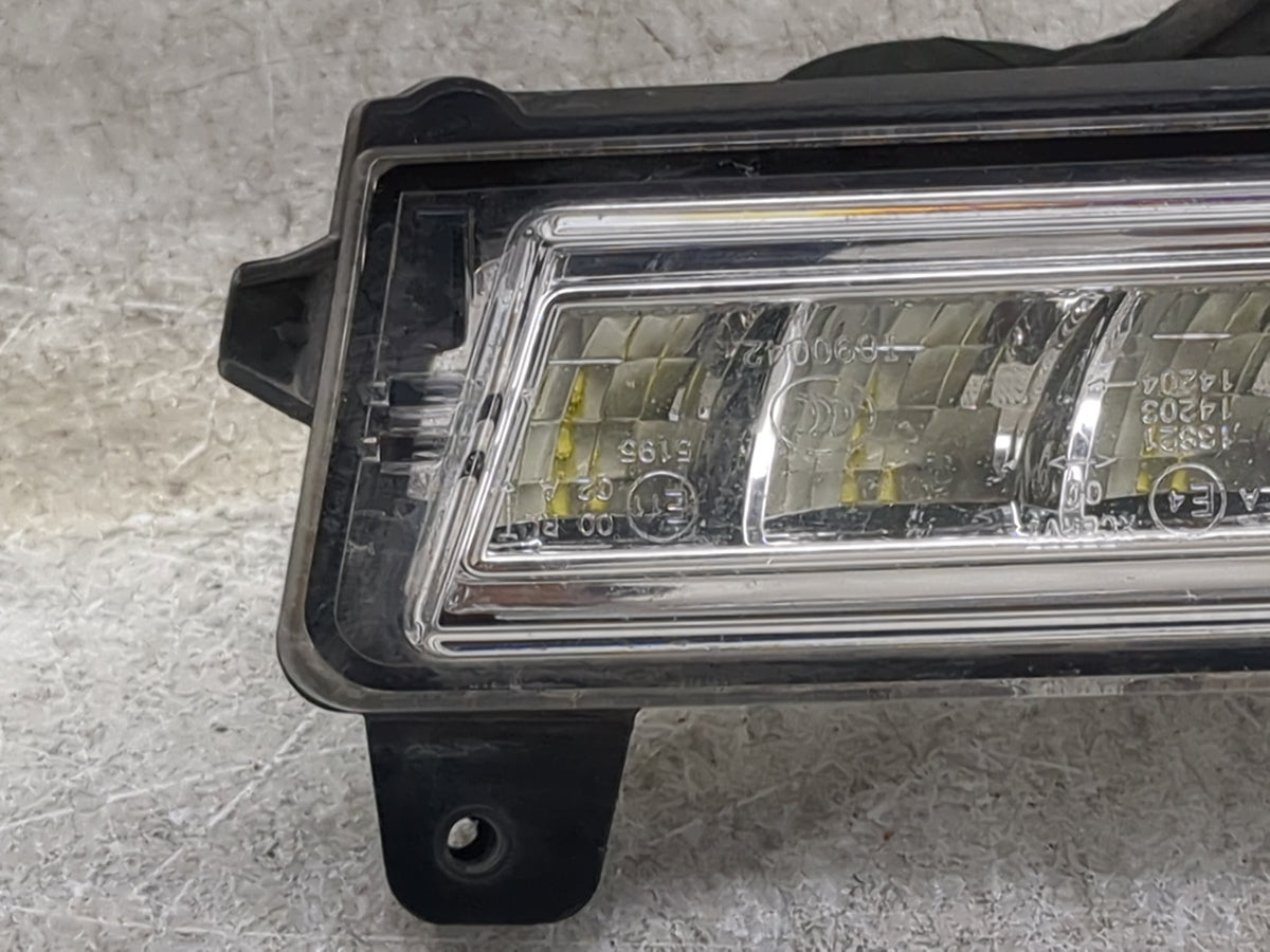 2010-2010 Mercedes-benz Gl550 Driver Left Oem Front Light Lamp - Oemusedautoparts1.com