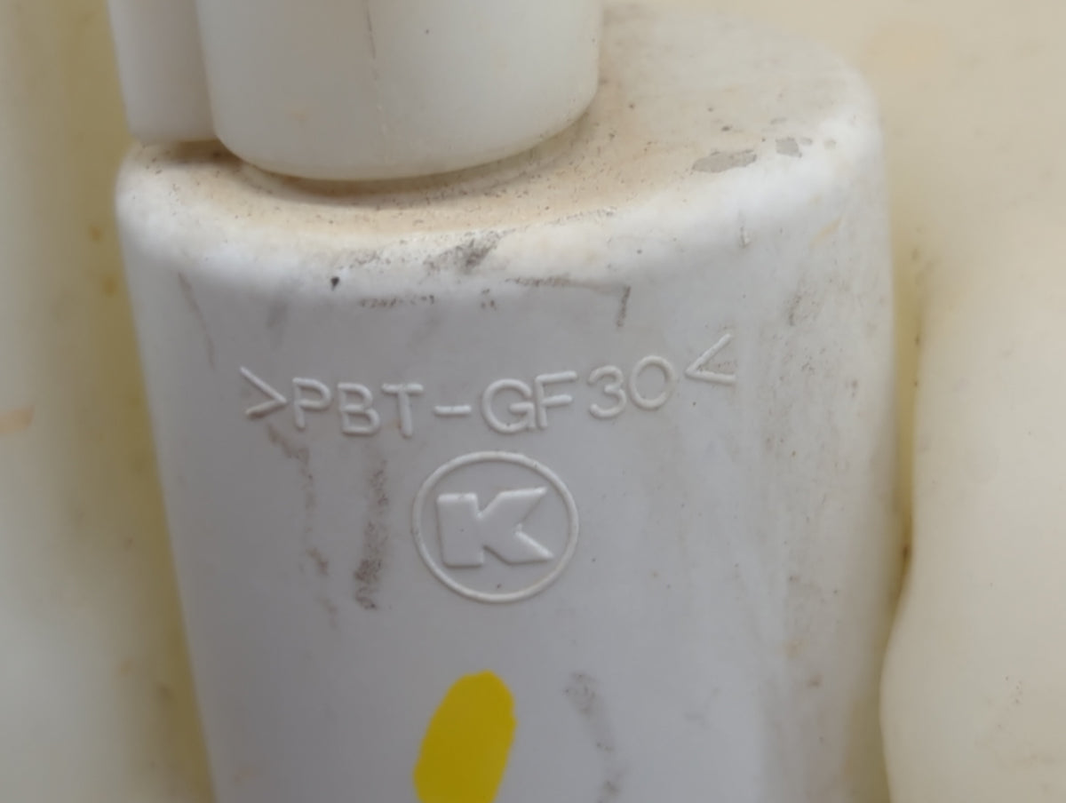 2010 Mercedes-benz Gl550 Windshield Washer Fluid Reservoir Bottle Oem - Oemusedautoparts1.com