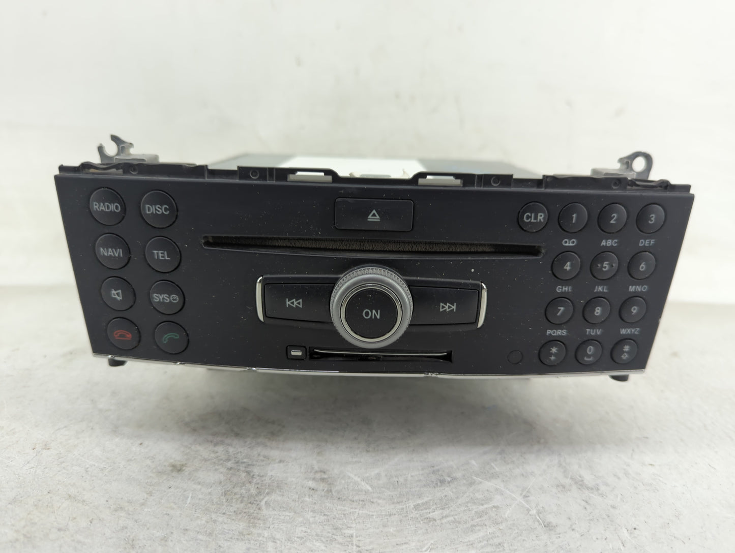 2010 Mercedes-Benz Glk300 Radio AM FM Cd Player Receiver Replacement P/N:2048700396 Fits Fits 2009 OEM Used Auto Parts - Oem