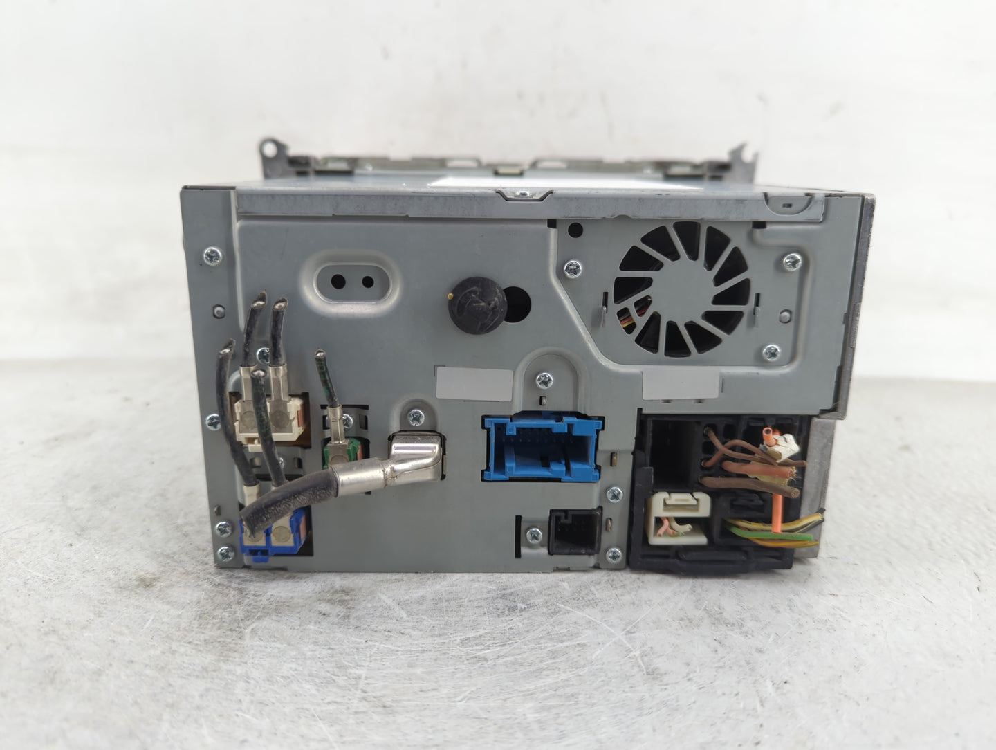 2010 Mercedes-Benz Glk300 Radio AM FM Cd Player Receiver Replacement P/N:2048700396 Fits Fits 2009 OEM Used Auto Parts - Oem