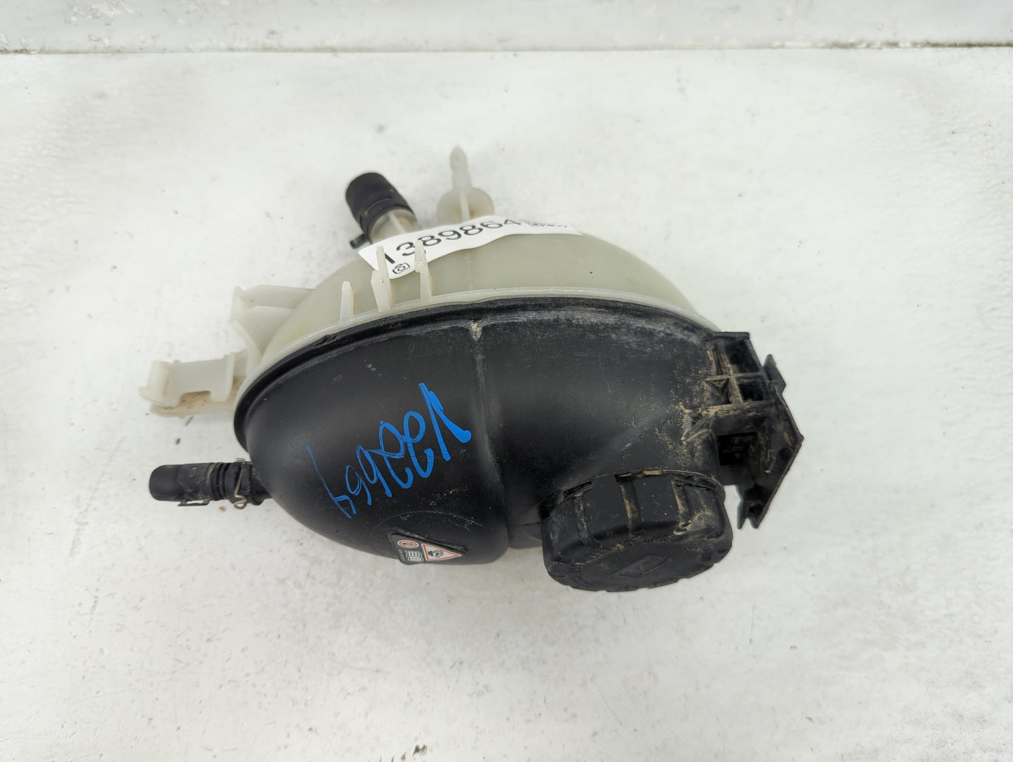 2010 Mercedes-benz Glk350 Windshield Washer Fluid Reservoir Bottle Oem - Oemusedautoparts1.com