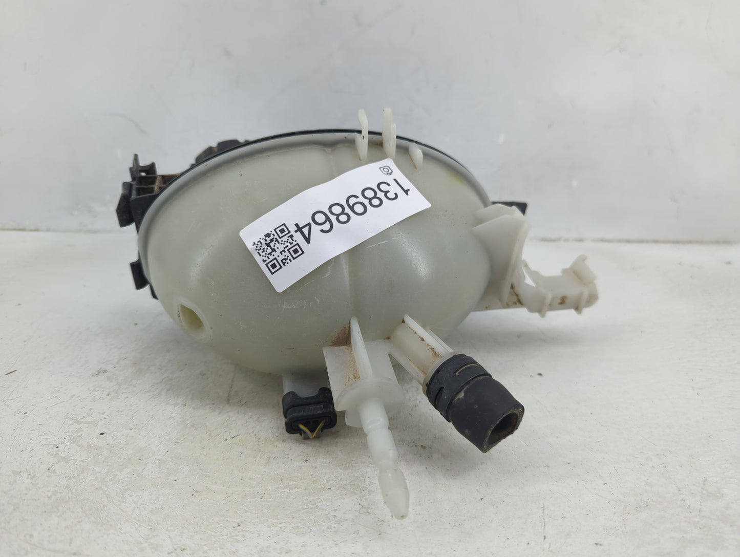 2010 Mercedes-benz Glk350 Windshield Washer Fluid Reservoir Bottle Oem - Oemusedautoparts1.com