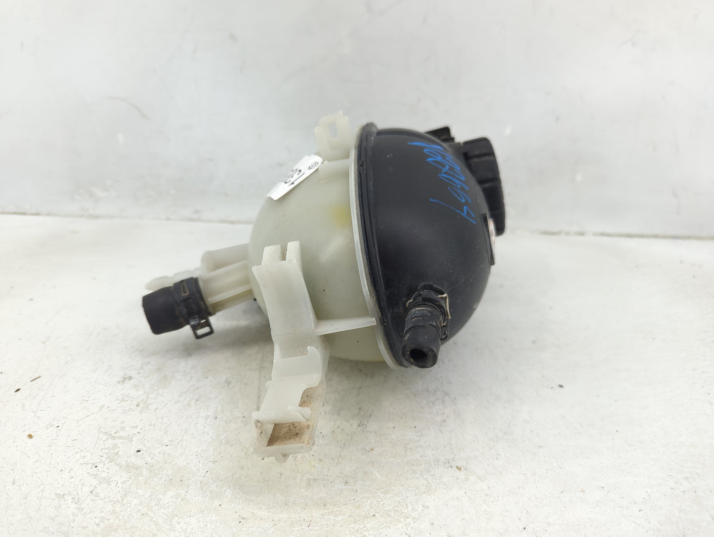 2010 Mercedes-benz Glk350 Windshield Washer Fluid Reservoir Bottle Oem - Oemusedautoparts1.com