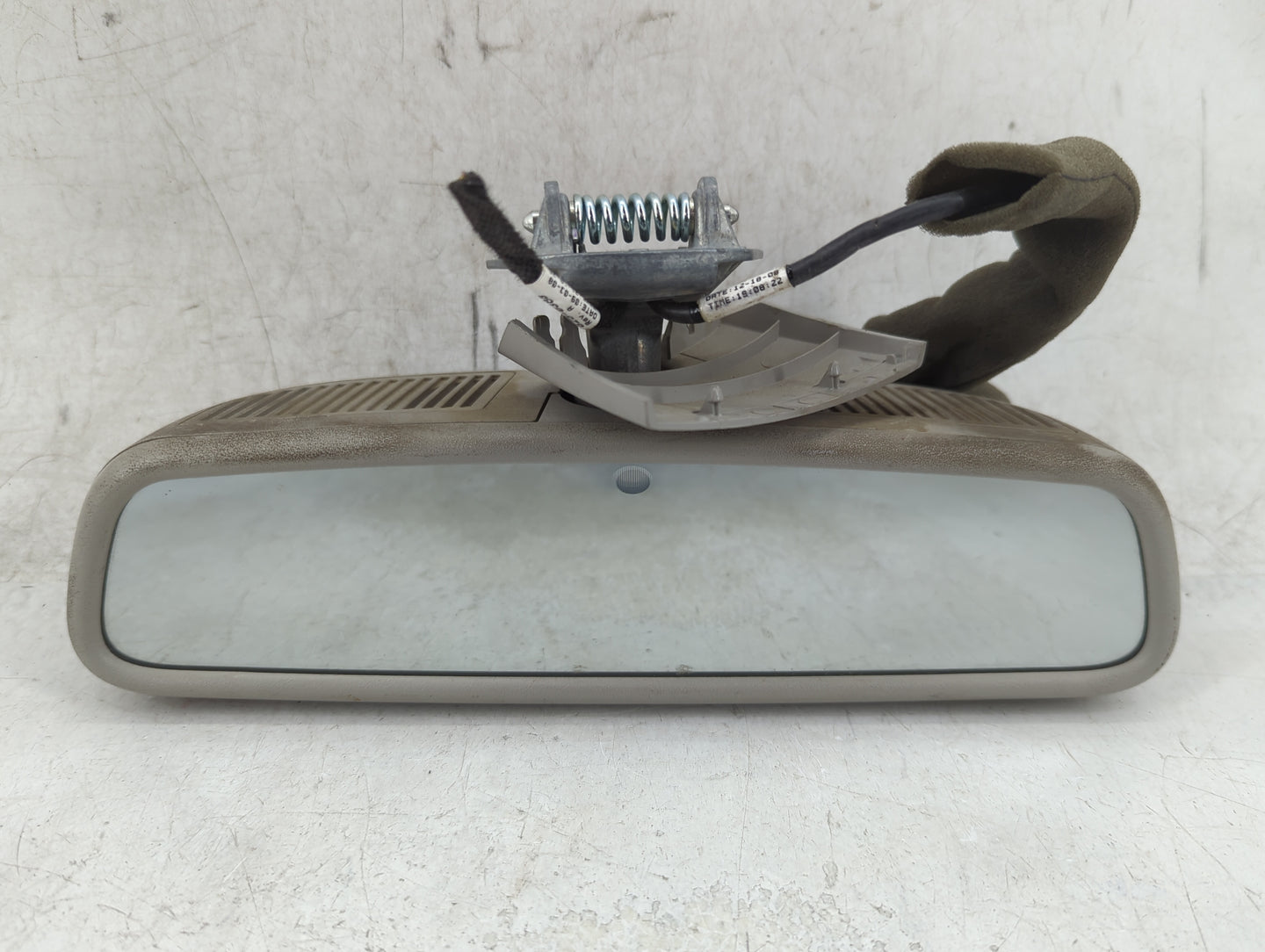 2010 Mercedes-Benz Glk350 Interior Rear View Mirror Replacement OEM Fits OEM Used Auto Parts - Oemusedautoparts1.com