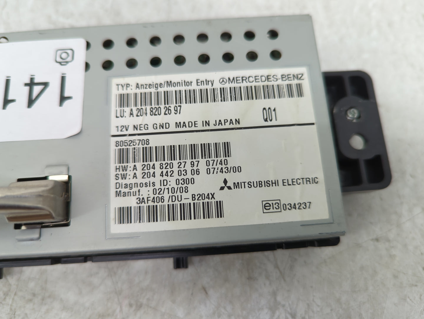 2010-2012 Mercedes-benz Glk350 Information Display Screen - Oemusedautoparts1.com
