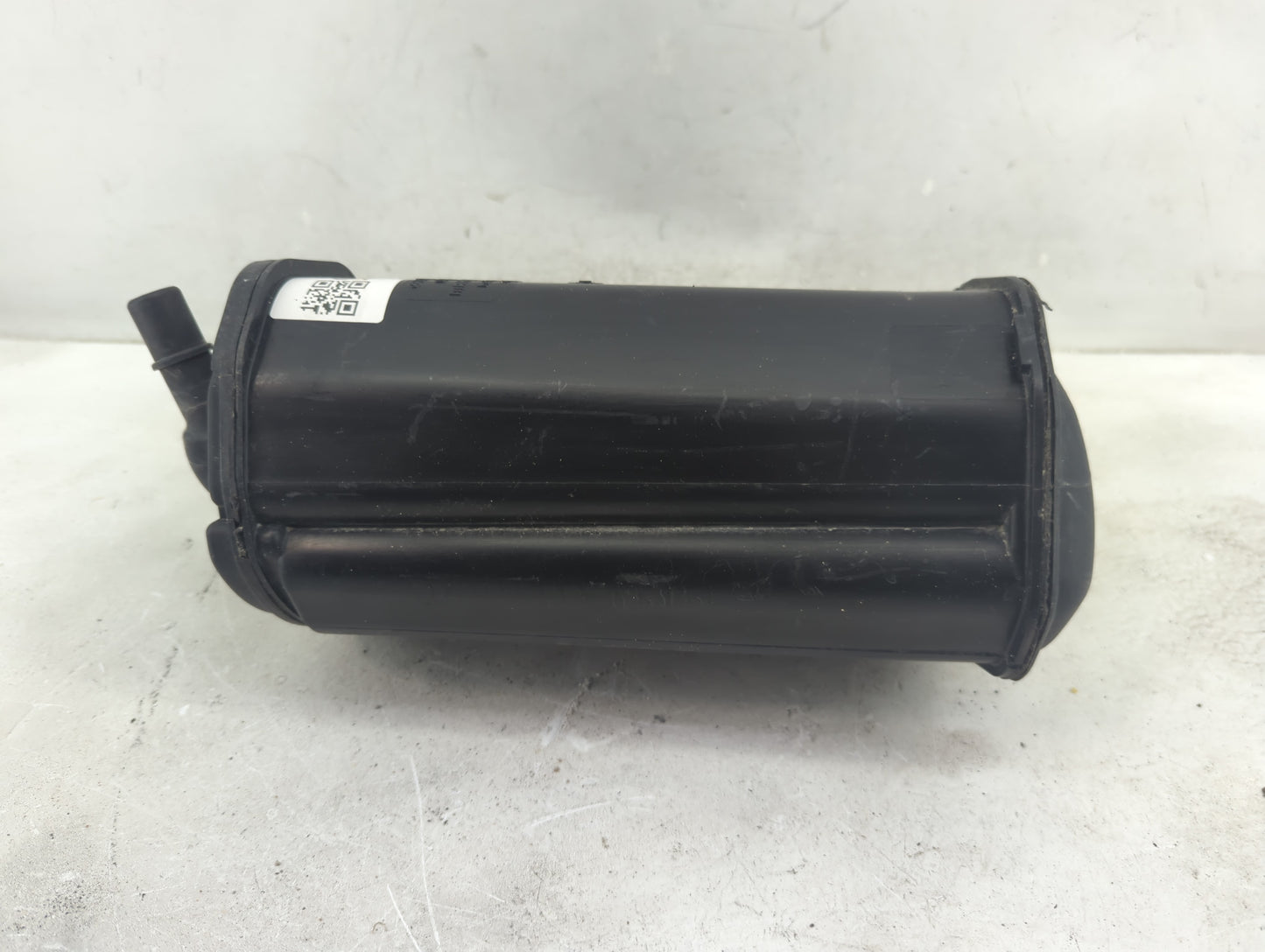 2010 Mercedes-benz Glk350 Fuel Vapor Charcoal Canister - Oemusedautoparts1.com