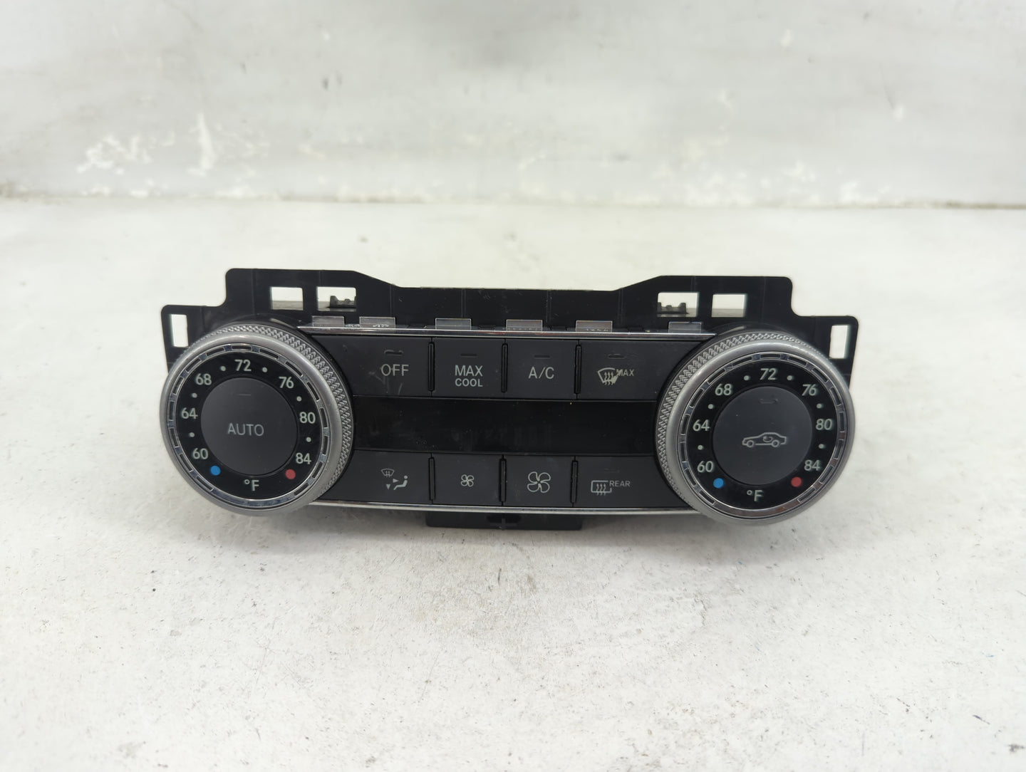 2010 Mercedes-Benz Glk350 Climate Control Module Temperature AC/Heater Replacement P/N:2049002303 Fits OEM Used Auto Parts -