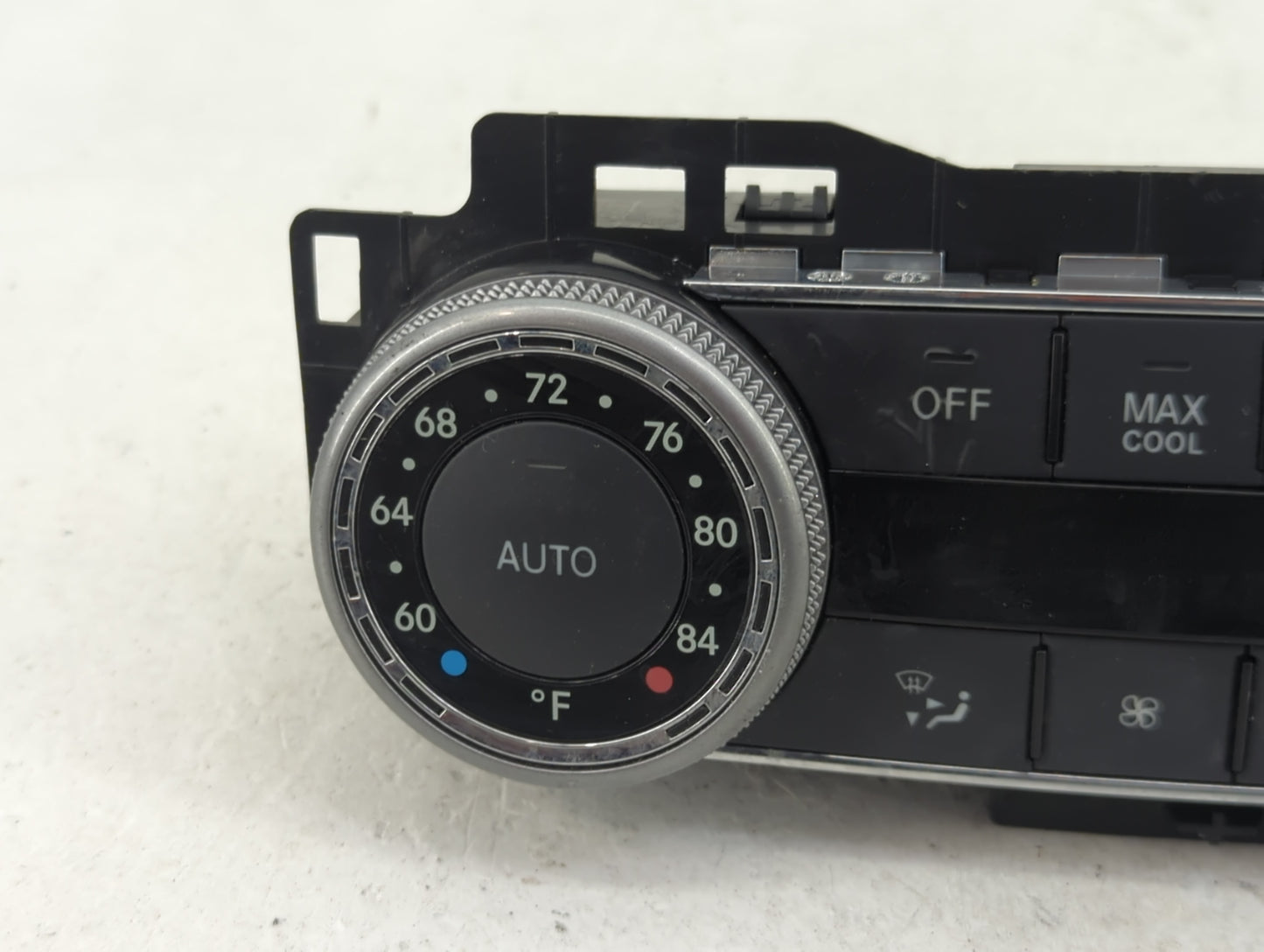 2010 Mercedes-Benz Glk350 Climate Control Module Temperature AC/Heater Replacement P/N:2049002303 Fits OEM Used Auto Parts -