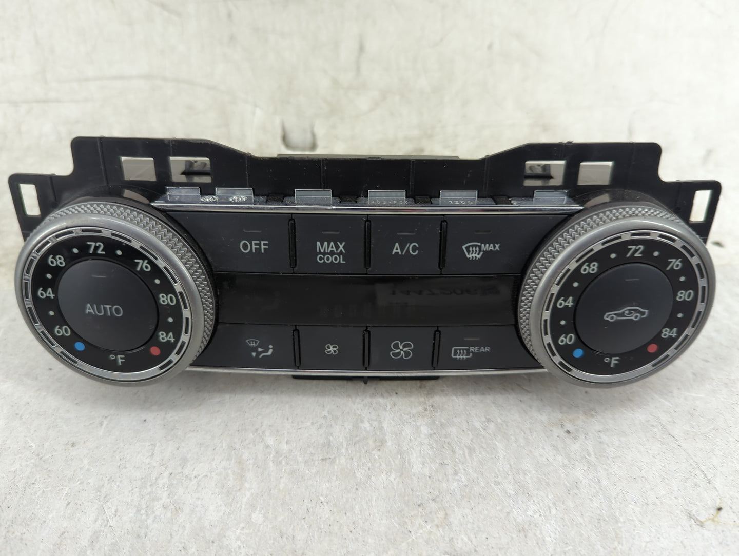 2010 Mercedes-Benz Glk350 Climate Control Module Temperature AC/Heater Replacement P/N:2049002303 Fits OEM Used Auto Parts -