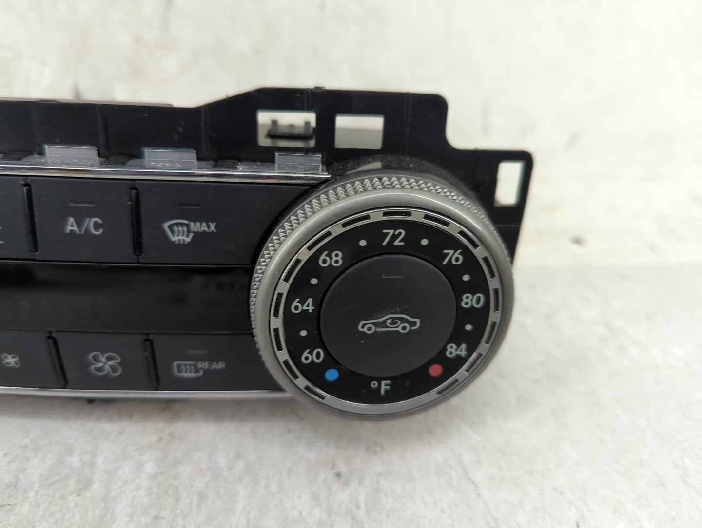 2010 Mercedes-Benz Glk350 Climate Control Module Temperature AC/Heater Replacement P/N:2049002303 Fits OEM Used Auto Parts -