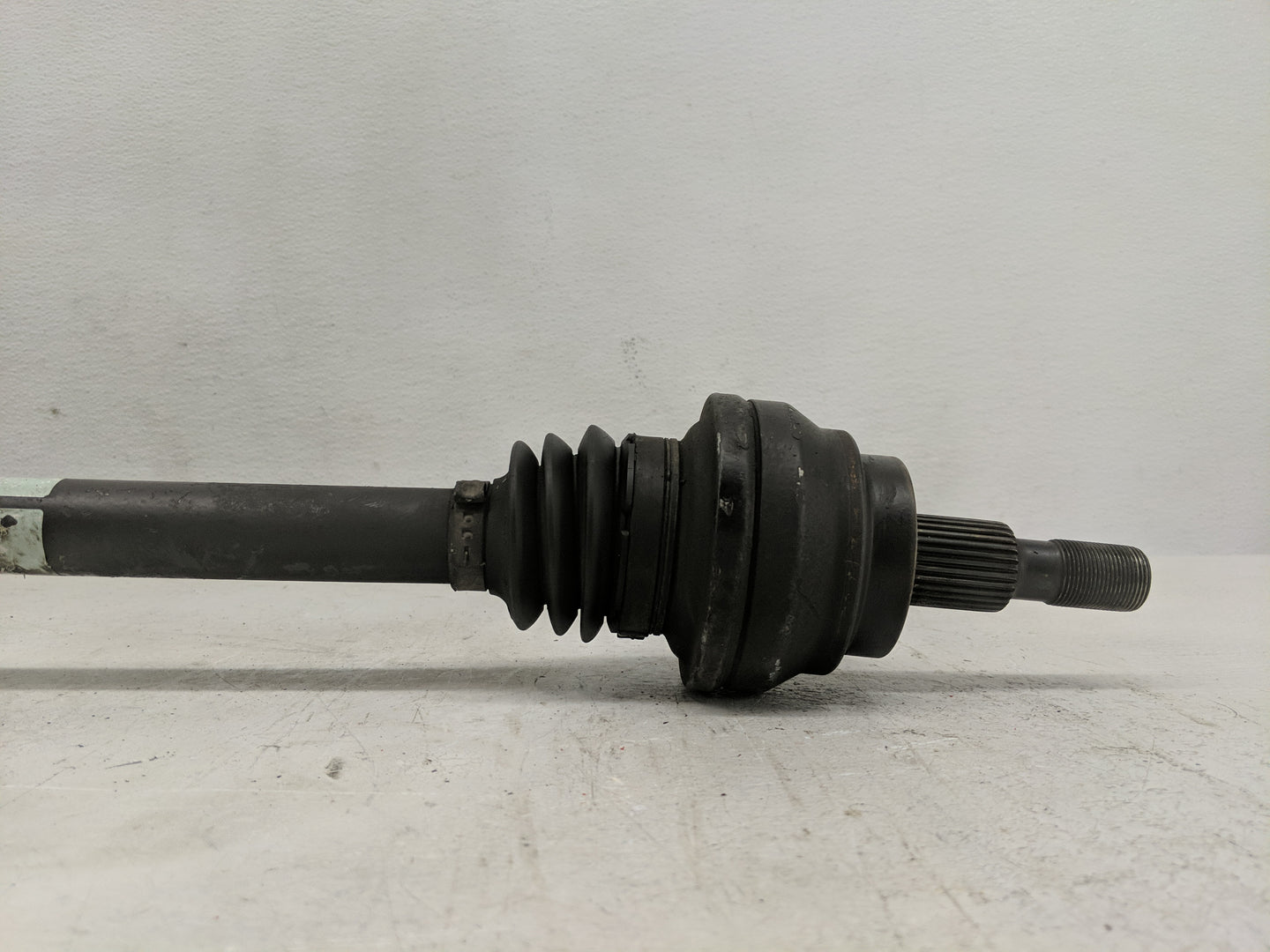 Mercedes-benz Ml250 Axle Shaft Front Driver Cv C/v - Oemusedautoparts1.com