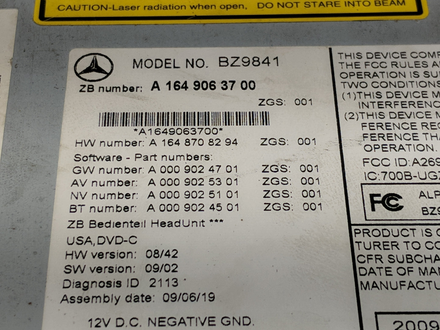 2010 Mercedes-Benz Ml250 Radio AM FM Cd Player Receiver Replacement P/N:A 164 906 37 00 Fits Fits 2011 2012 OEM Used Auto Pa