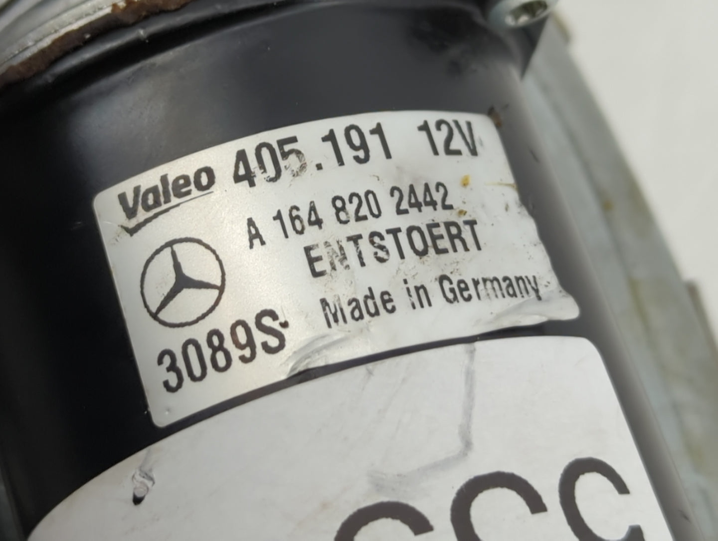 2010 Mercedes-Benz Ml250 Front Windshield Wiper Motor P/N:A 164 820 2442 Fits Fits 2006 2007 2008 2009 2011 2012 OEM Used Au