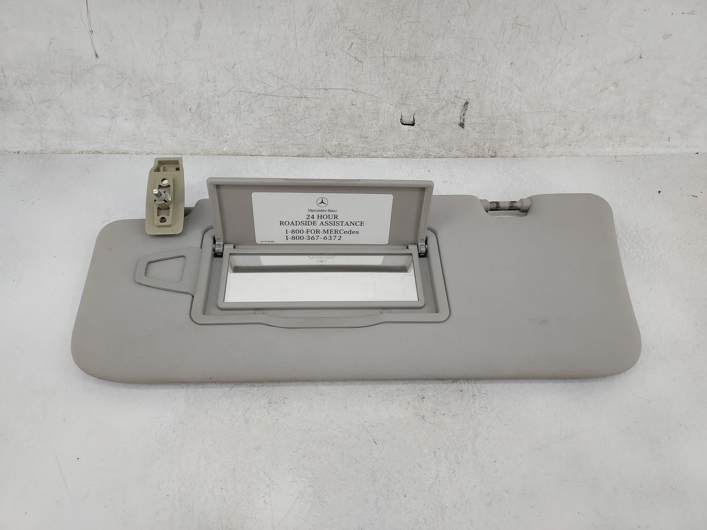 2006-2011 Mercedes-Benz Ml350 Sun Visor Shade Replacement Passenger Right Mirror Fits Fits 2006 2007 2008 2009 2010 2011 201