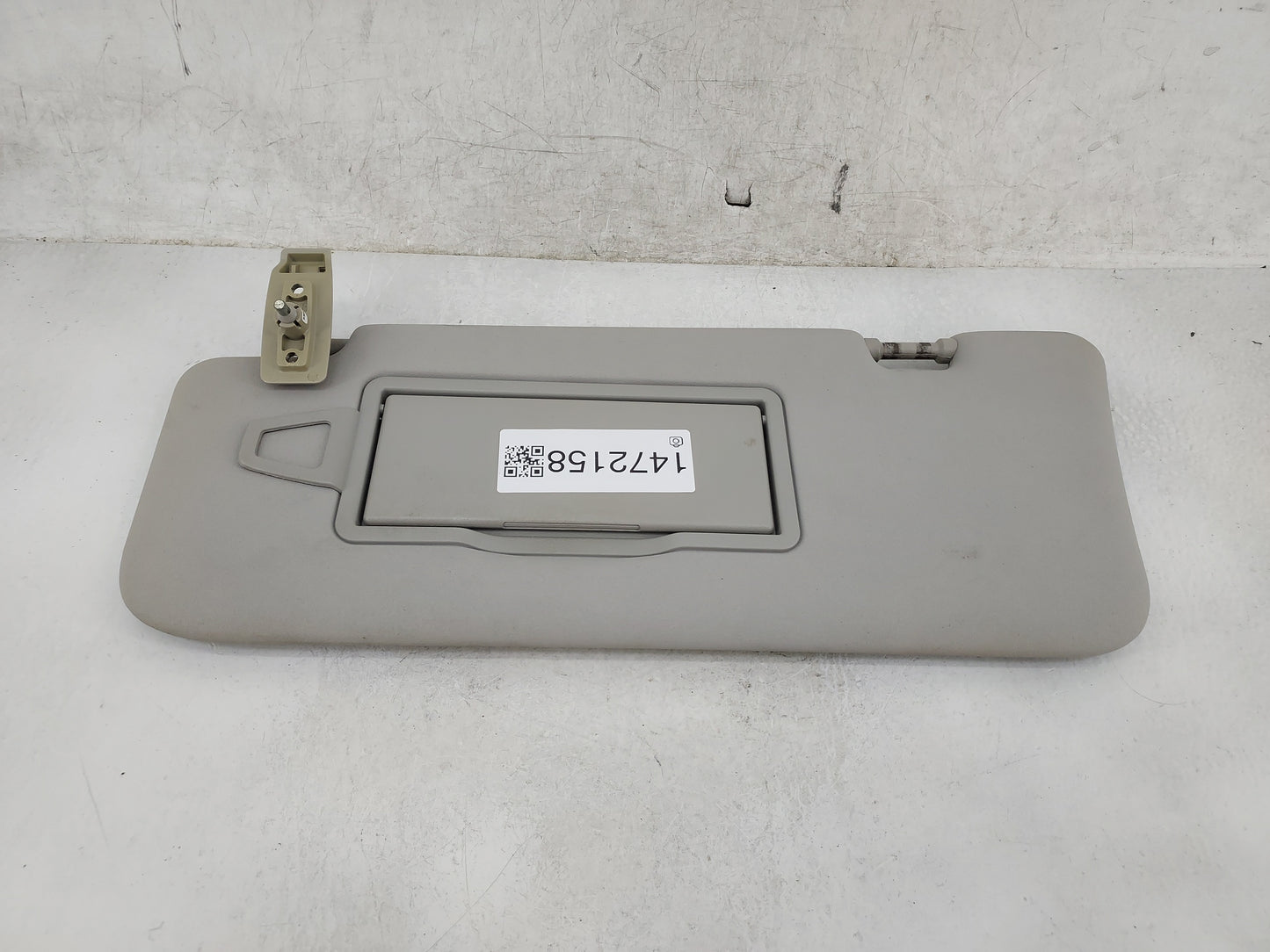 2006-2011 Mercedes-Benz Ml350 Sun Visor Shade Replacement Passenger Right Mirror Fits Fits 2006 2007 2008 2009 2010 2011 201