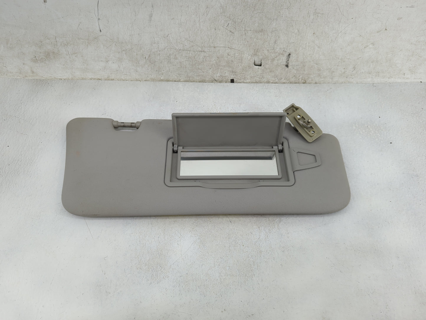 2006-2011 Mercedes-Benz Ml350 Sun Visor Shade Replacement Passenger Right Mirror Fits Fits 2006 2007 2008 2009 2010 2011 201