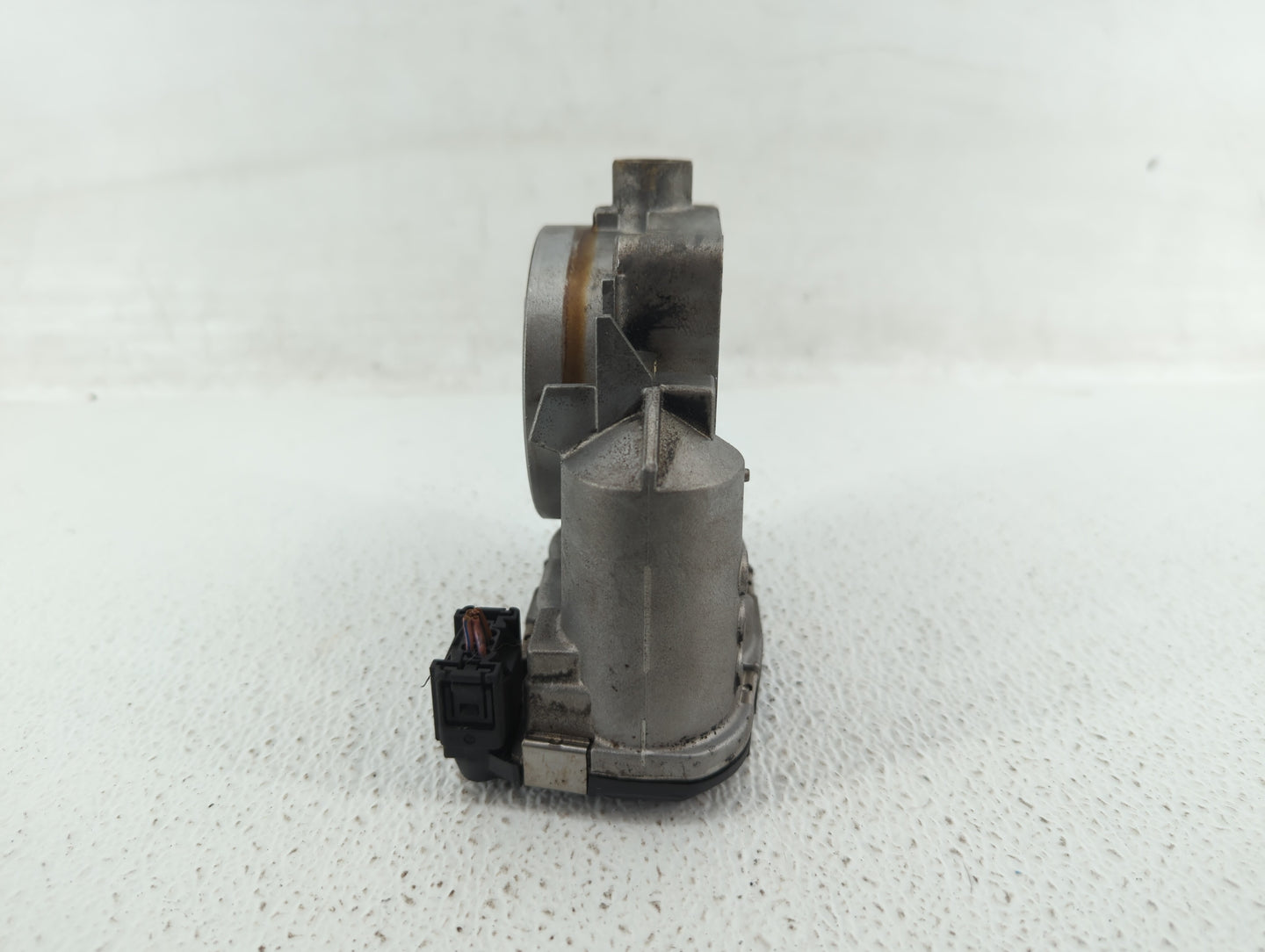 2006-2011 Mercedes-Benz Ml350 Throttle Body P/N:A 113 141 01 25 1131410125 Fits OEM Used Auto Parts - Oemusedautoparts1.com