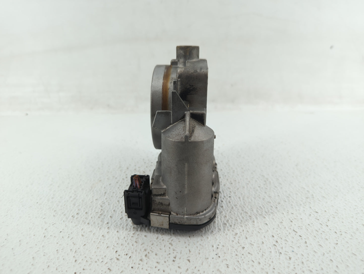2006-2011 Mercedes-Benz Ml350 Throttle Body P/N:A 113 141 01 25 1131410125 Fits OEM Used Auto Parts - Oemusedautoparts1.com