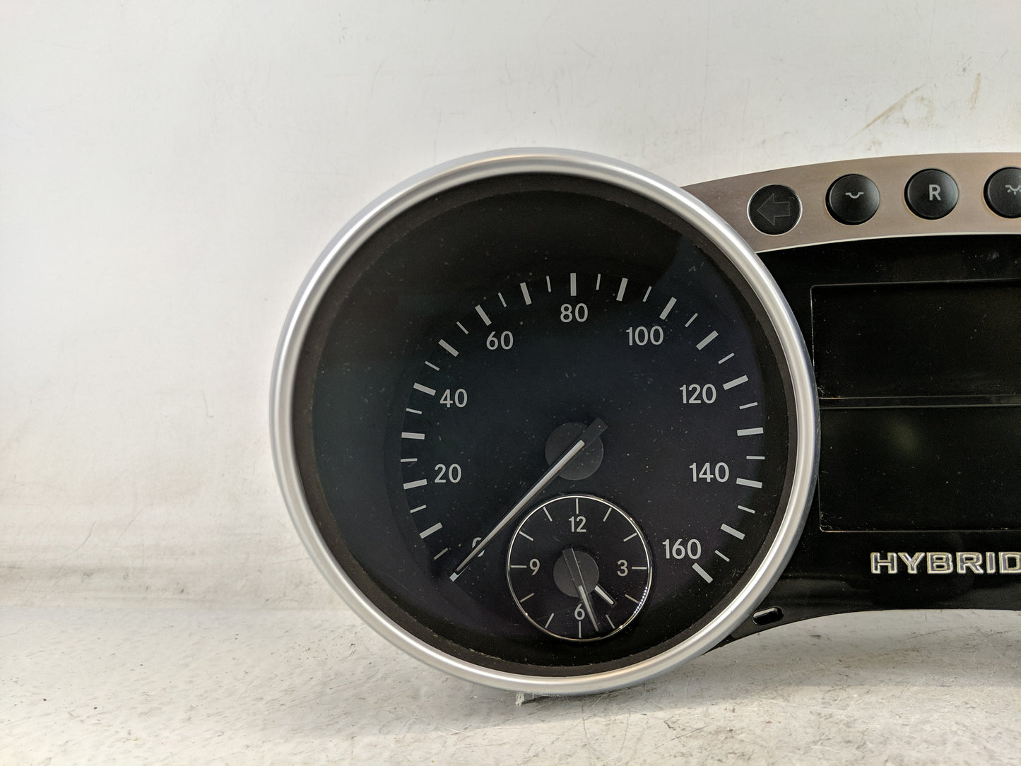2010-2011 Mercedes-Benz Ml450 Instrument Cluster Speedometer Gauges P/N:A2C53361693 Fits Fits 2010 2011 OEM Used Auto Parts 