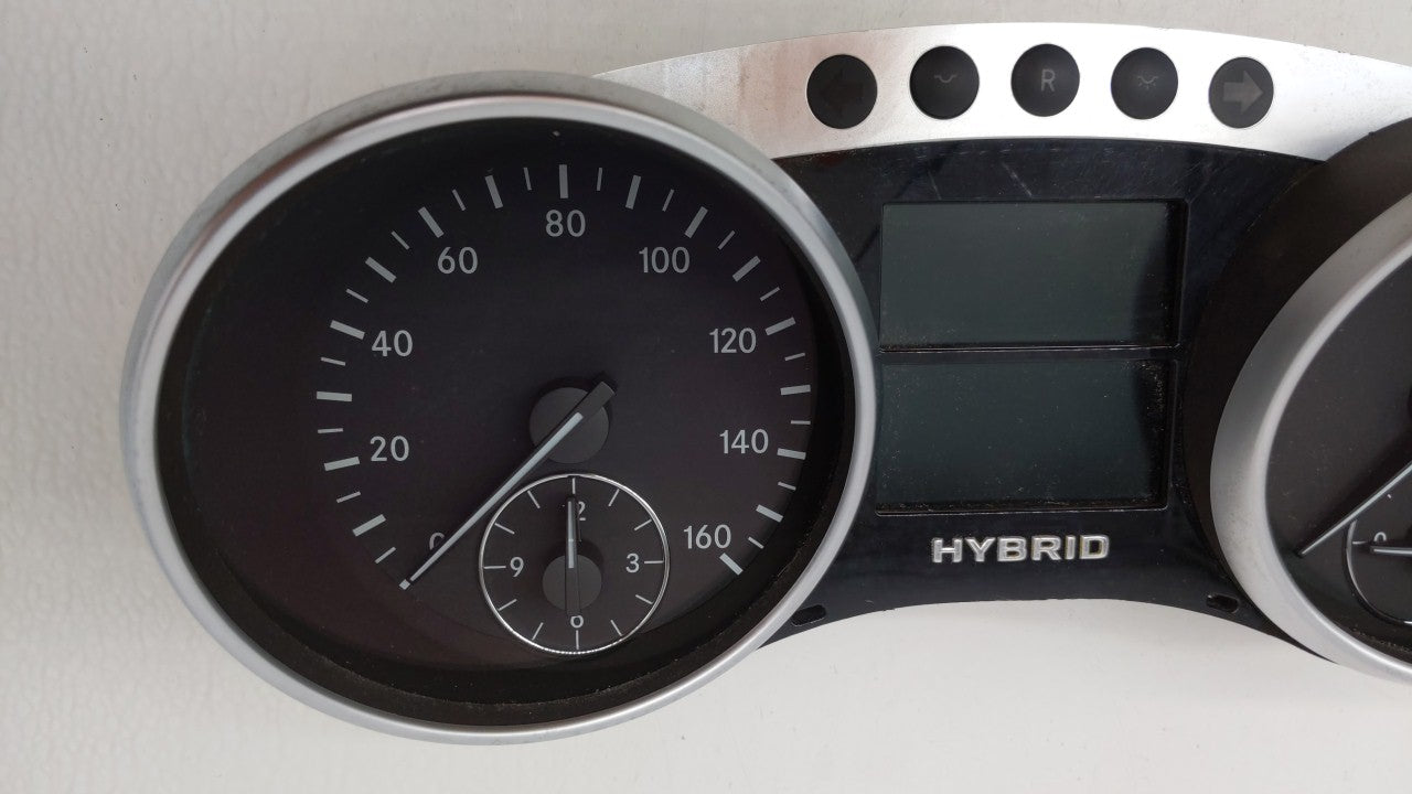 2010-2011 Mercedes-Benz Ml450 Instrument Cluster Speedometer Gauges P/N:A164 900 95 00 1649009500 Fits Fits 2010 2011 OEM Us