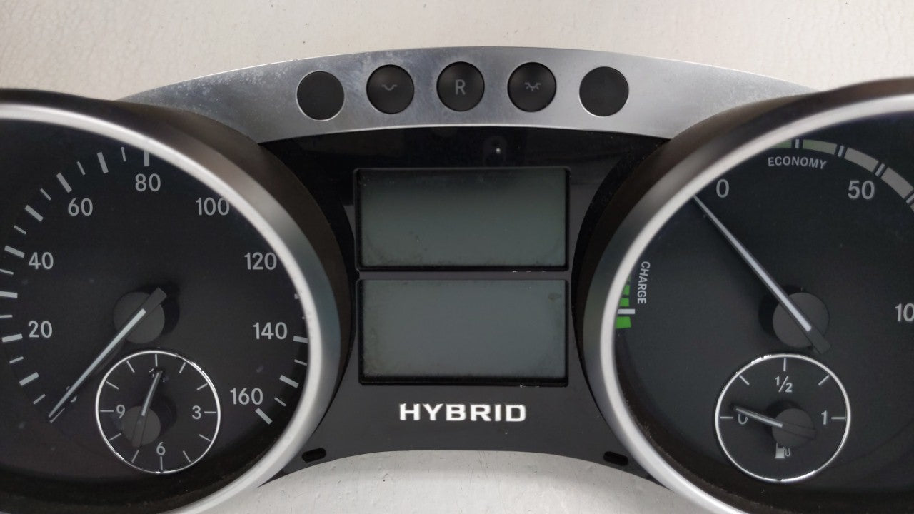2010-2011 Mercedes-Benz Ml450 Instrument Cluster Speedometer Gauges P/N:A164 900 95 00 1649009500 Fits Fits 2010 2011 OEM Us