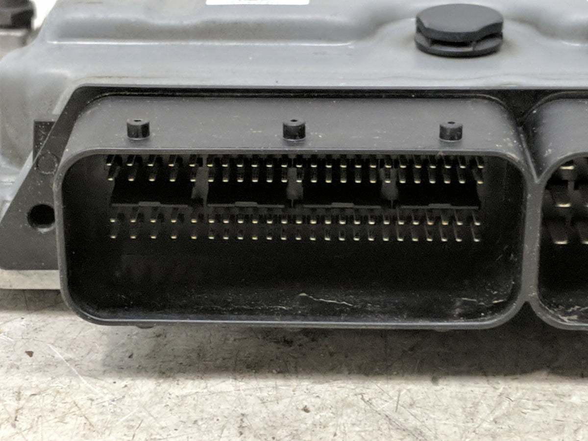 2010 Mercedes C-Class PCM Engine Control Computer ECU ECM PCU OEM P/N:A2721532492 A0034467740, 0261209419 Fits Fits 2009 201