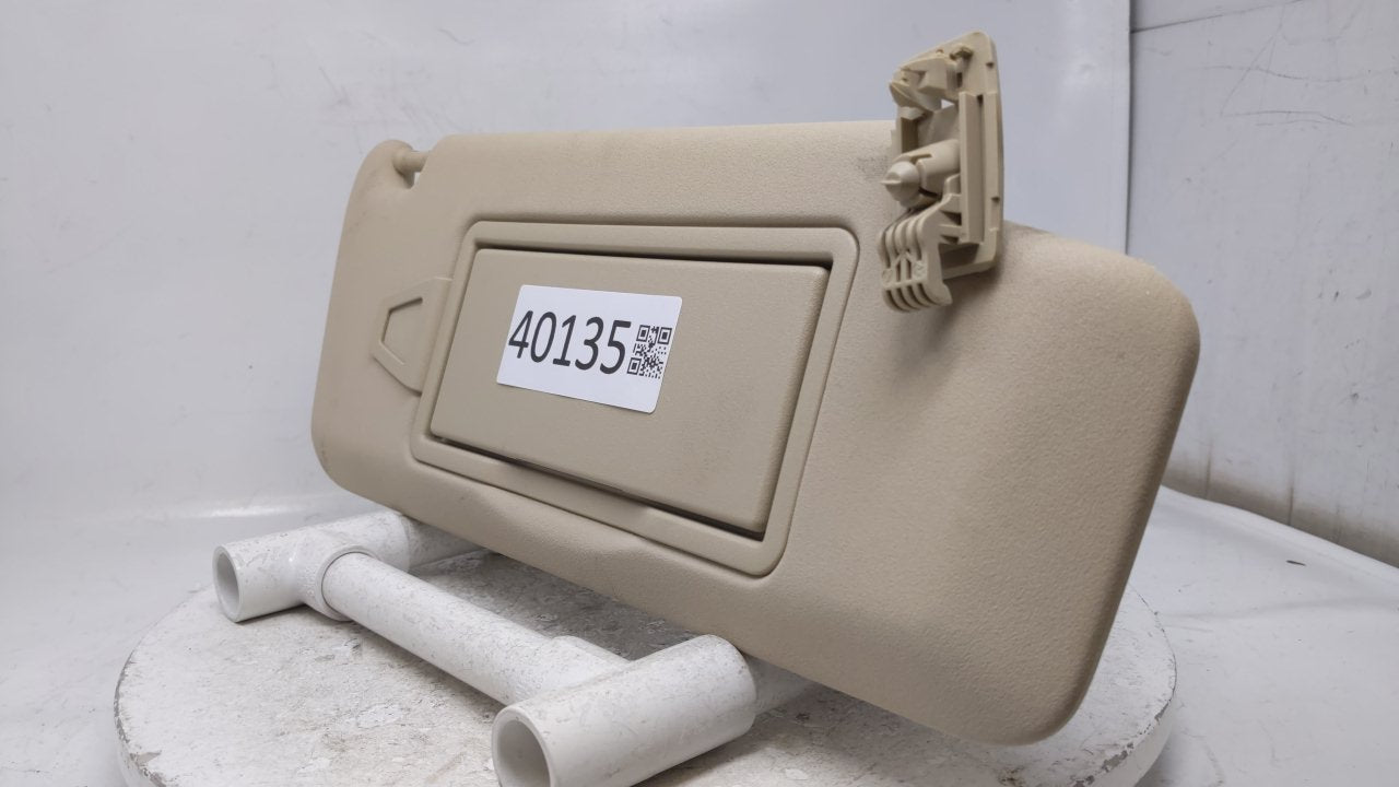 2010 Mercedes C230 Sun Visor Shade Replacement Passenger Right Mirror Fits OEM Used Auto Parts - Oemusedautoparts1.com