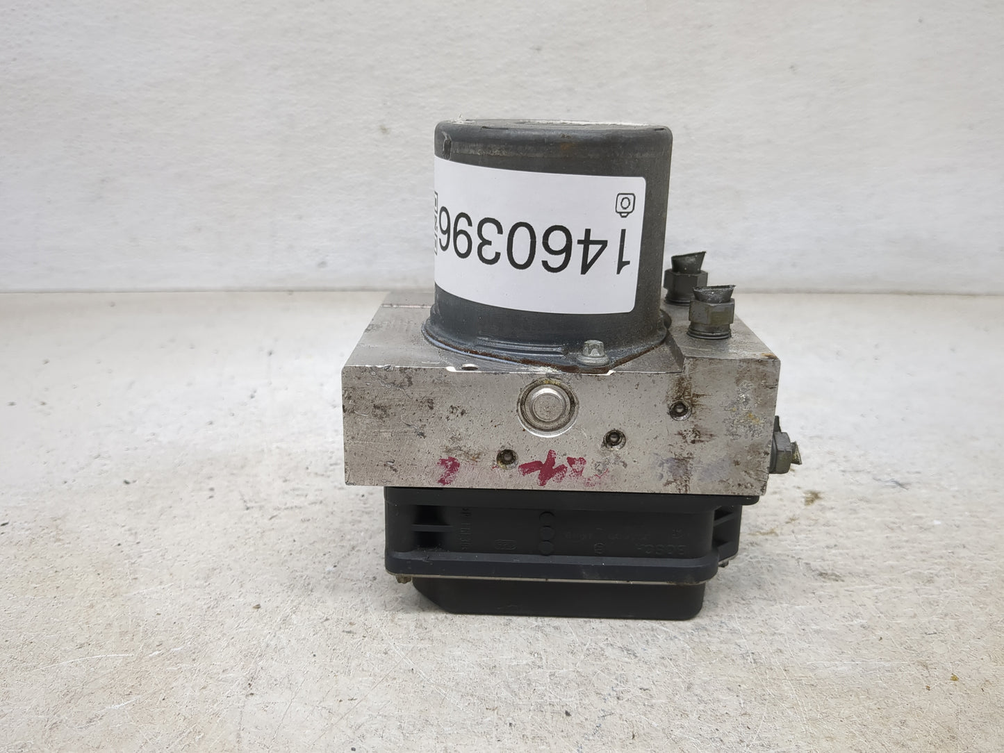 2010 Mercedes E350 ABS Pump Control Module Replacement P/N:0265236310 A2124312912, 0265951213, 99012K6662 Fits OEM Used Auto