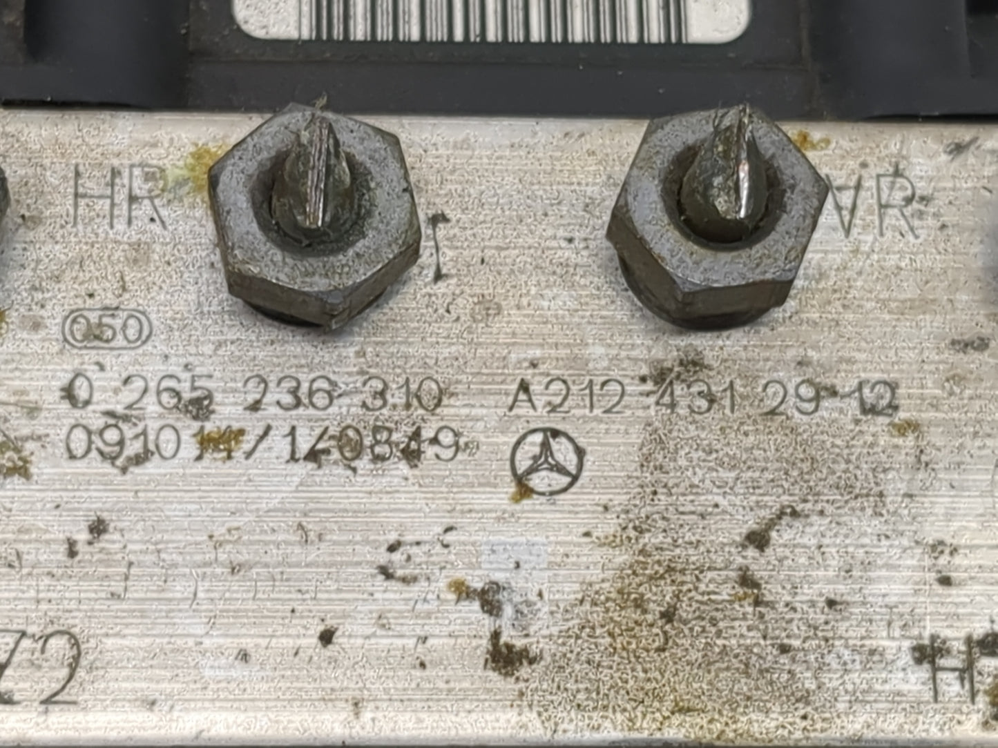 2010 Mercedes E350 ABS Pump Control Module Replacement P/N:0265236310 A2124312912, 0265951213, 99012K6662 Fits OEM Used Auto