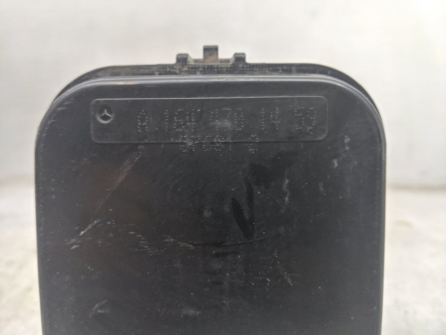 2010 Mercedes Gl Class Fuel Vapor Charcoal Canister - Oemusedautoparts1.com