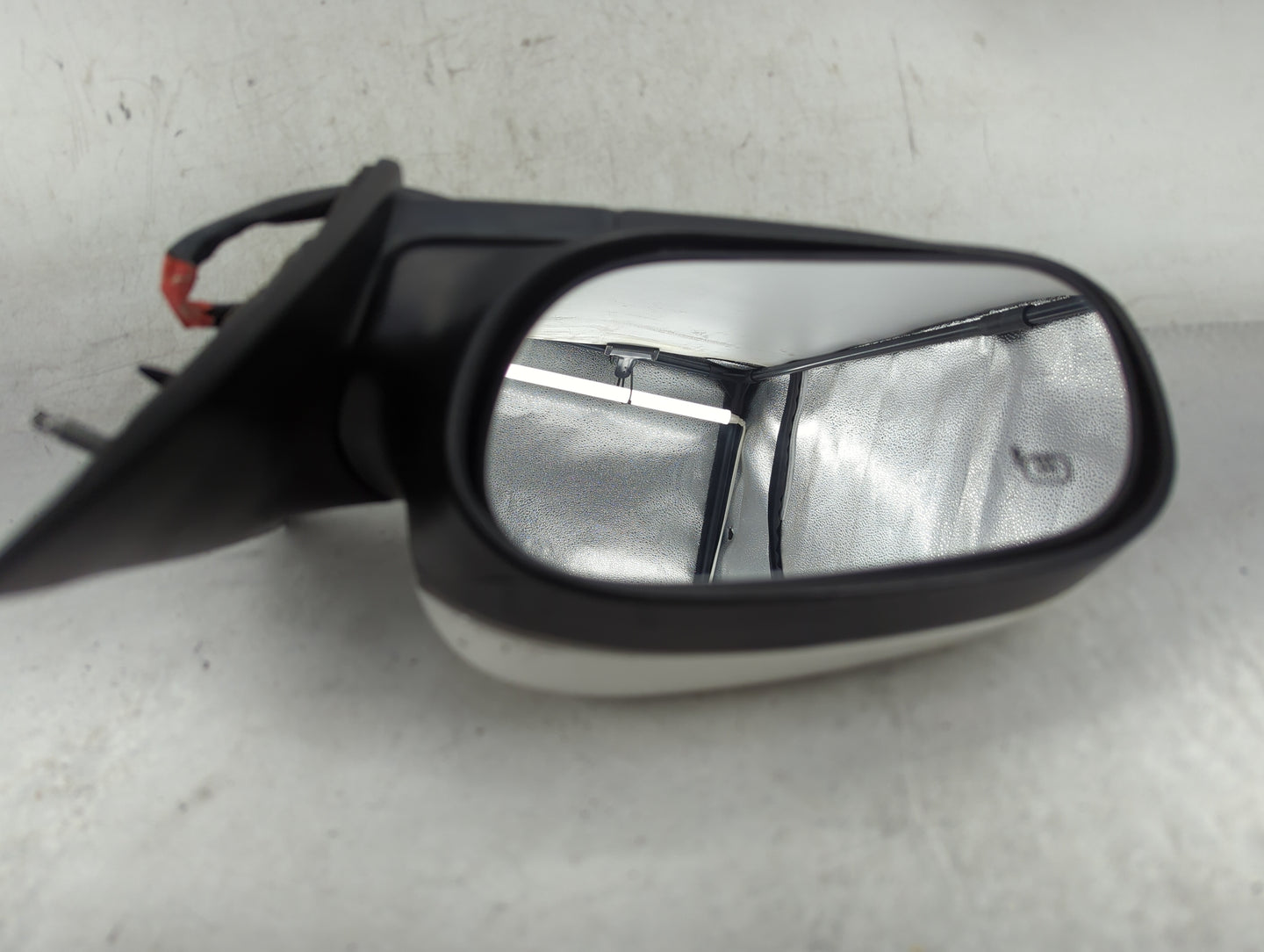 2002-2011 Mercury Grand Marquis Driver Side View Mirror - Left Door Mirror OEM Used - Oemusedautoparts1.com