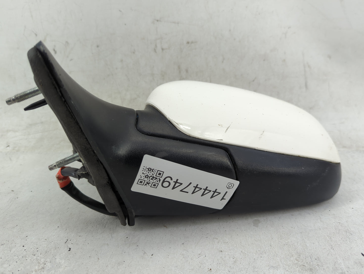2002-2011 Mercury Grand Marquis Driver Side View Mirror - Left Door Mirror OEM Used - Oemusedautoparts1.com