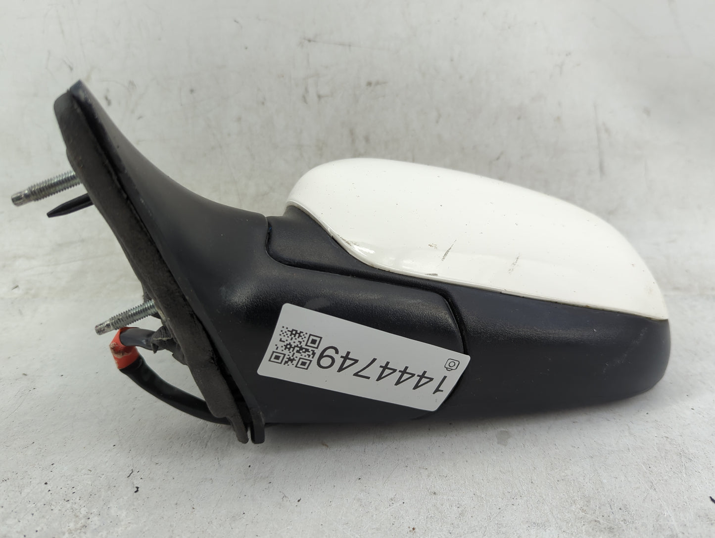 2002-2011 Mercury Grand Marquis Driver Side View Mirror - Left Door Mirror OEM Used - Oemusedautoparts1.com