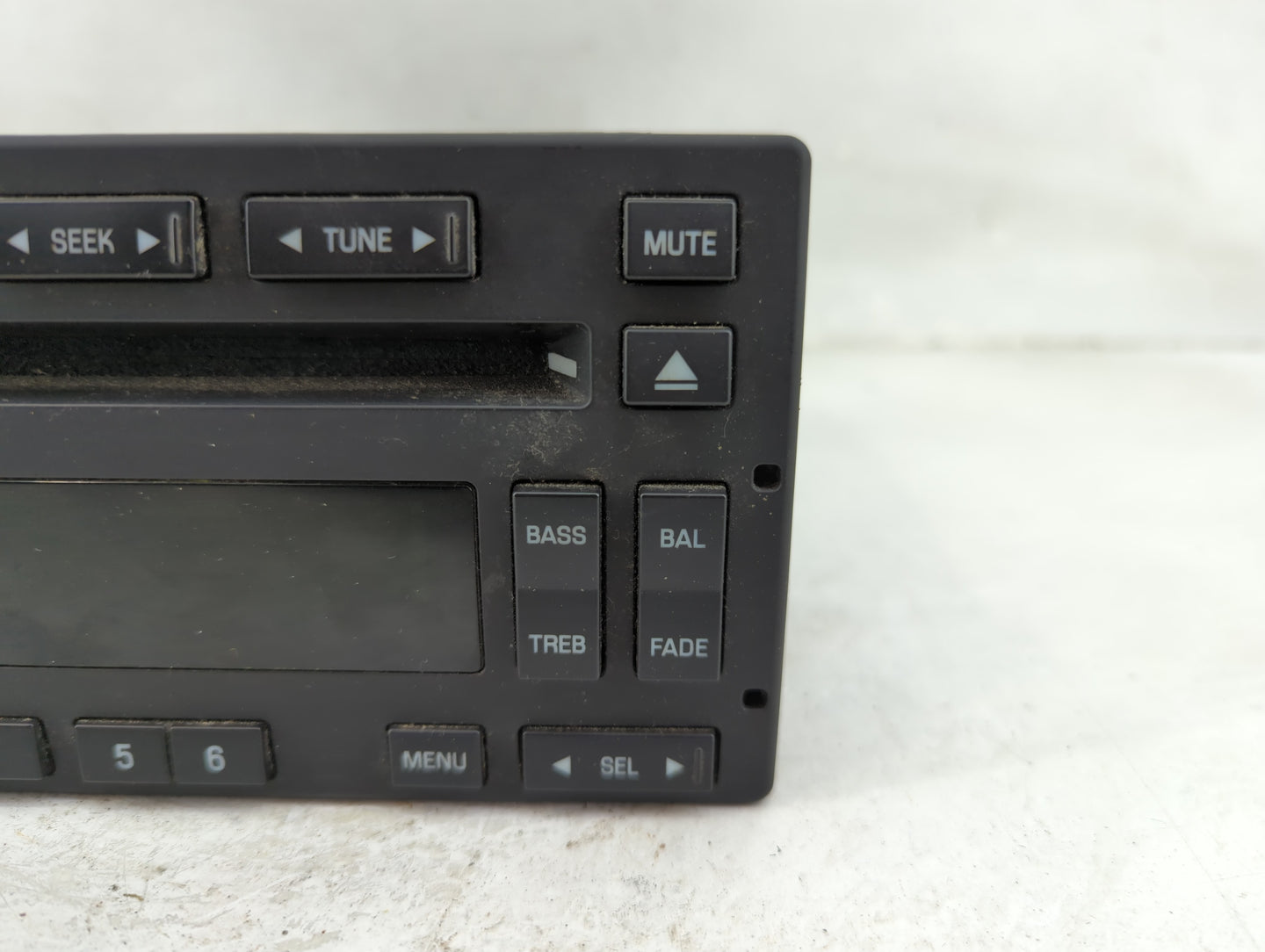 2008-2011 Mercury Grand Marquis Radio AM FM Cd Player Receiver Replacement P/N:8W7T-18C869-AA 8W7T18C869AA Fits OEM Used Aut