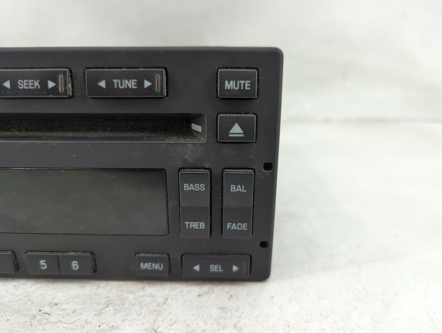 2008-2011 Mercury Grand Marquis Radio AM FM Cd Player Receiver Replacement P/N:8W7T-18C869-AA 8W7T18C869AA Fits OEM Used Aut