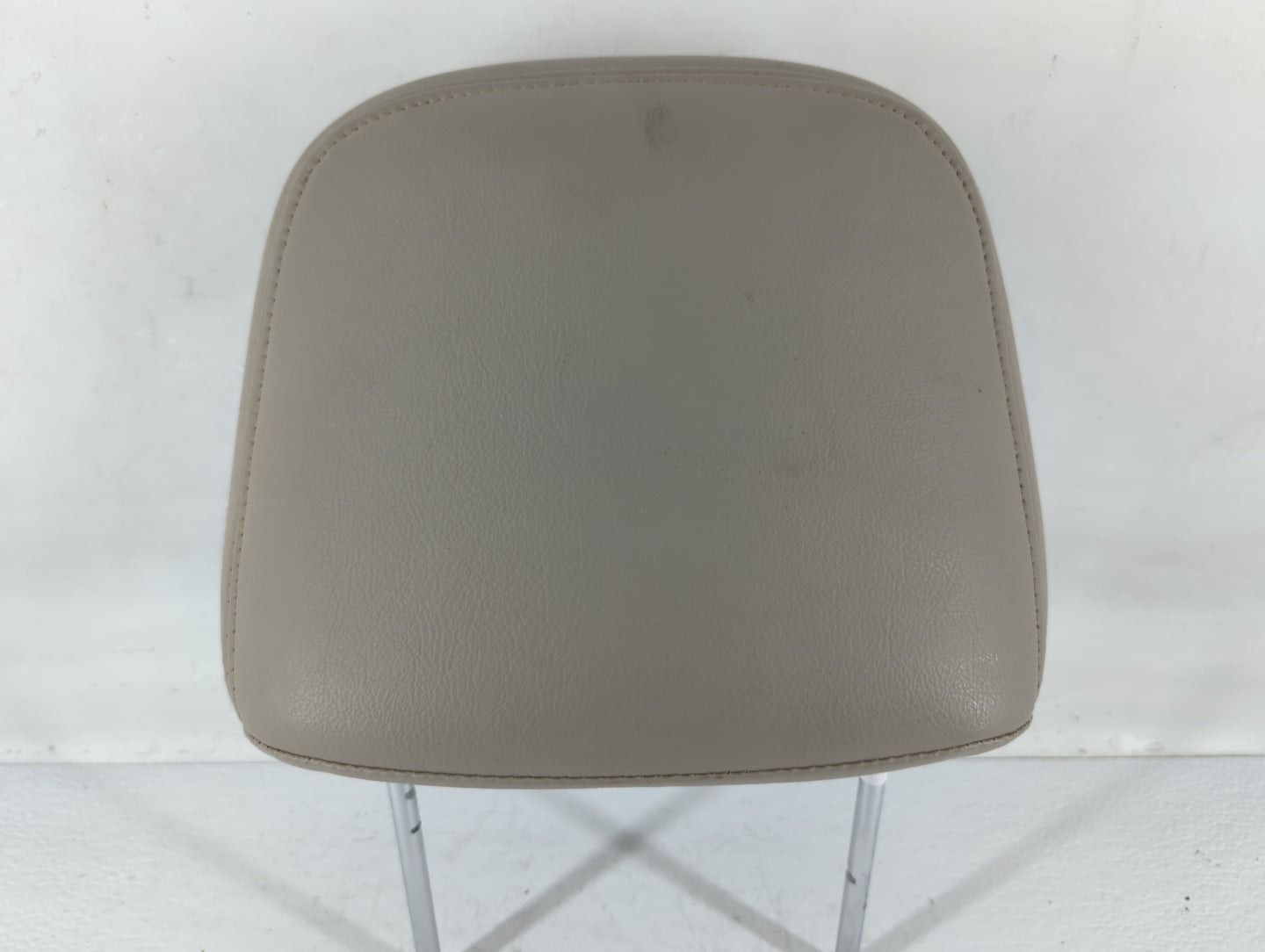 2006-2011 Mercury Grand Marquis Headrest Head Rest Front Driver Passenger Seat Fits Fits 2006 2007 2008 2009 2010 2011 OEM U