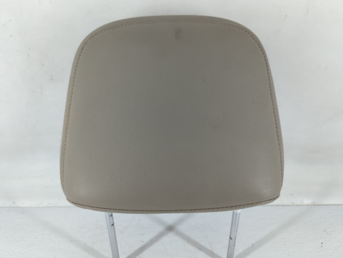 2006-2011 Mercury Grand Marquis Headrest Head Rest Front Driver Passenger Seat Fits Fits 2006 2007 2008 2009 2010 2011 OEM U