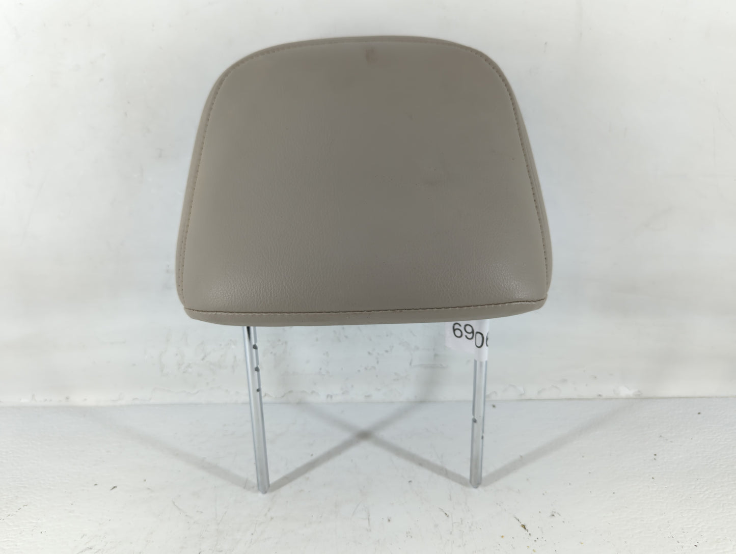 2006-2011 Mercury Grand Marquis Headrest Head Rest Front Driver Passenger Seat Fits Fits 2006 2007 2008 2009 2010 2011 OEM U
