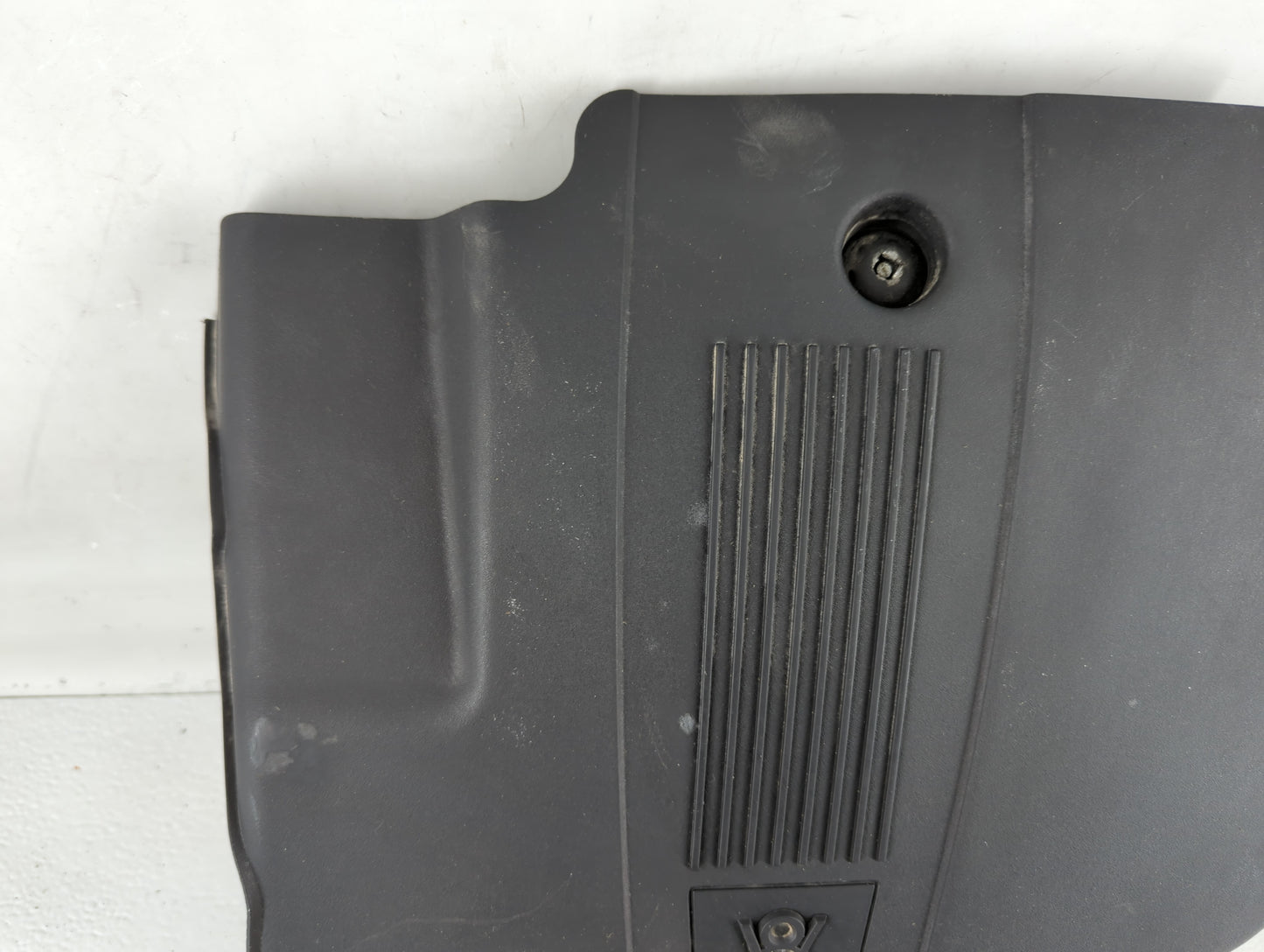 2010 Mercury Grand Marquis Engine Cover - Oemusedautoparts1.com