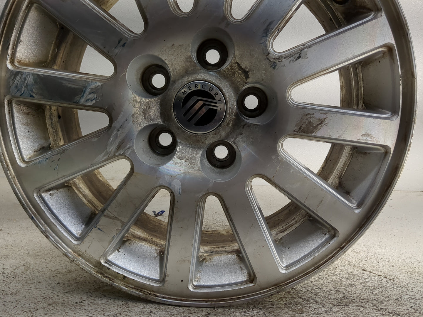 2008-2011 Mercury Mariner Oem Wheel Rim 1361847 - Oemusedautoparts1.com